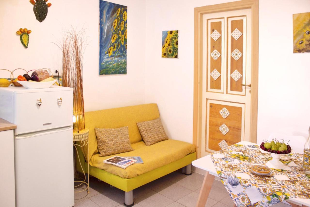 Bilocale Holiday Taormina Centro Διαμέρισμα Εξωτερικό φωτογραφία